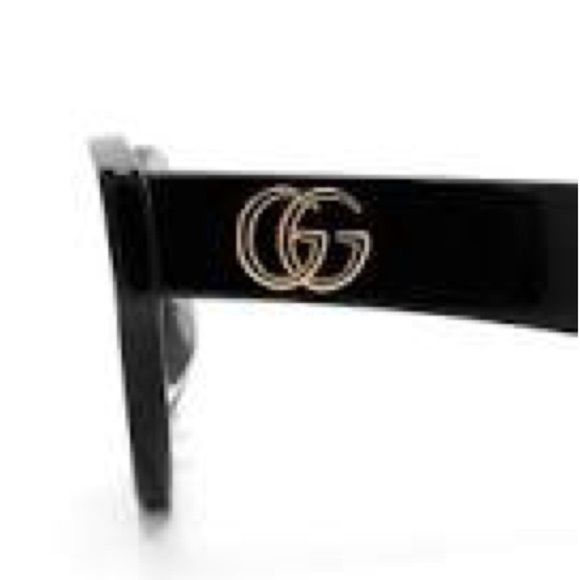 Gucci Eyewear
cat-eye tinted sunglasses - Picture 3 of 6